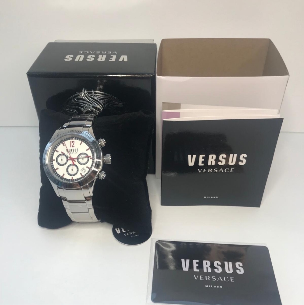 💯New Original  VERSUS VERSACE  Cosmopolitan Bracelet Watch